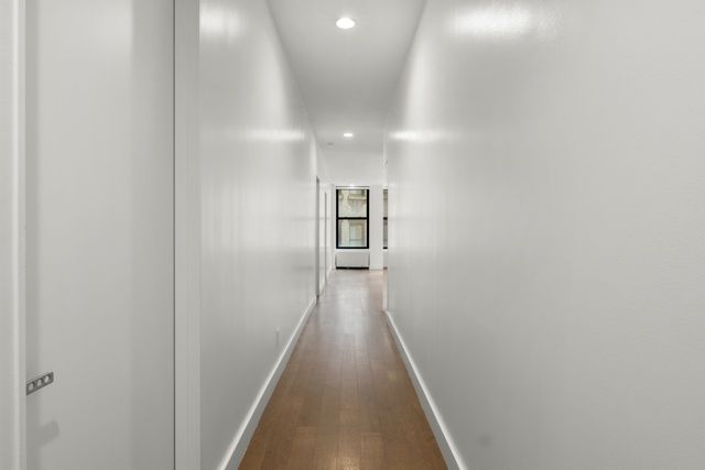 25 Broad St Apt 9S, New York City, NY 10005