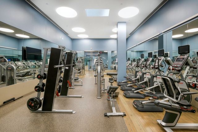 25 Broad St Apt 9S, New York City, NY 10005