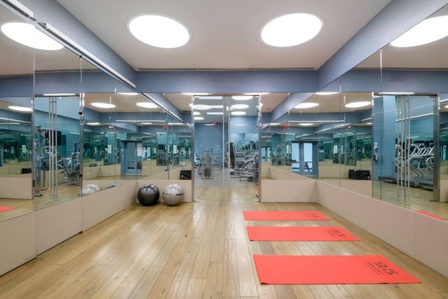 25 Broad St Apt 9S, New York City, NY 10005
