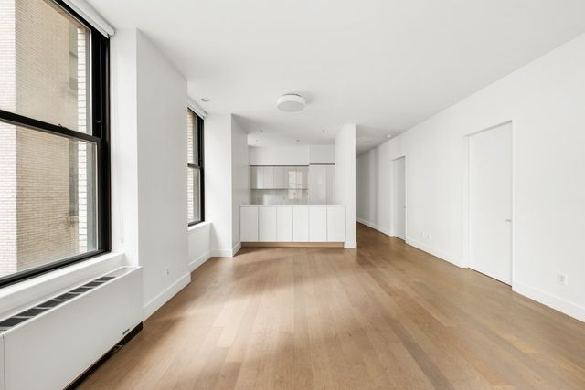 25 Broad St Apt 9S, New York City, NY 10005
