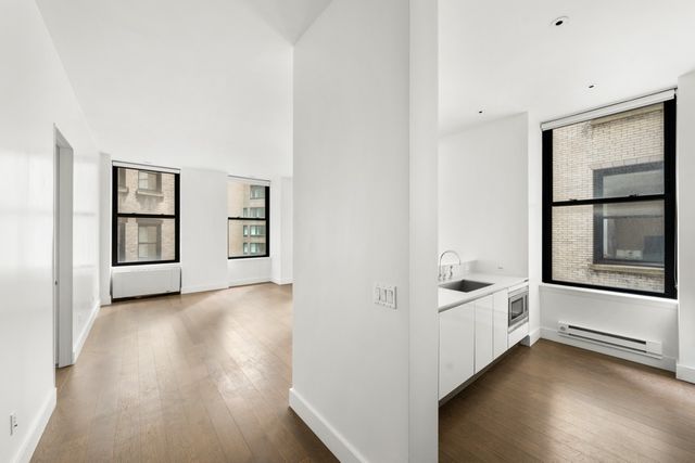 25 Broad St Apt 9S, New York City, NY 10005