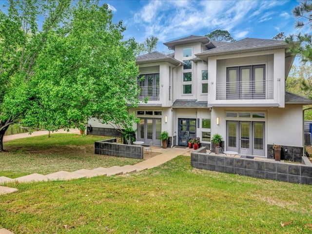 3418 St George Circle, Nacogdoches, TX 75965