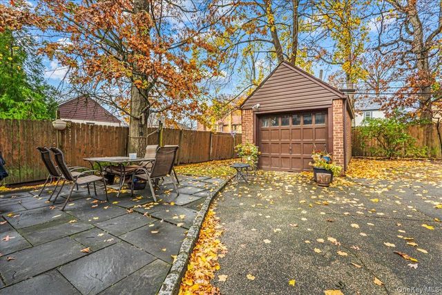 186-15 Grand Central Parkway, Jamaica Estates, NY 11432