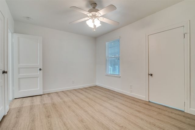 5524 Lyons Road, Garland, TX 75043