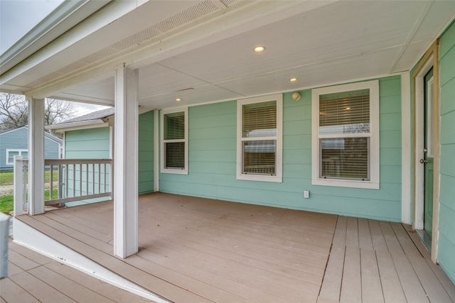 5524 Lyons Road, Garland, TX 75043