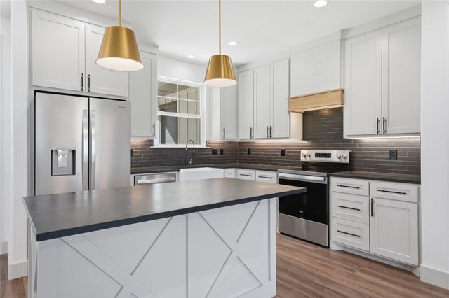 535 County Road 2810, Mabank, TX 75147