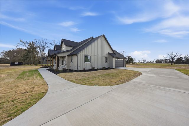 535 County Road 2810, Mabank, TX 75147