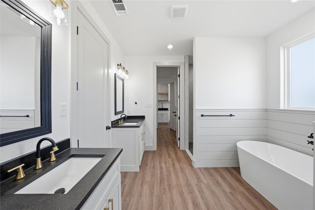 535 County Road 2810, Mabank, TX 75147