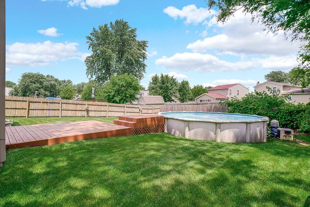 20547 S Frankfort Square Road, Frankfort, IL 60423