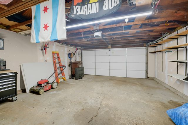 20547 S Frankfort Square Road, Frankfort, IL 60423