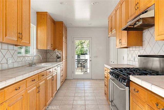5302 S Slauson, Culver City, CA 90230