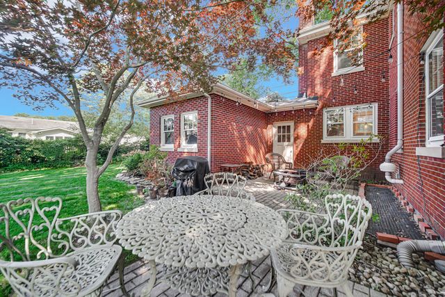 1512 Indiana Avenue, La Porte, IN 46350