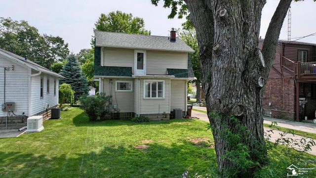 615 Borgess Avenue, Monroe, MI 48162