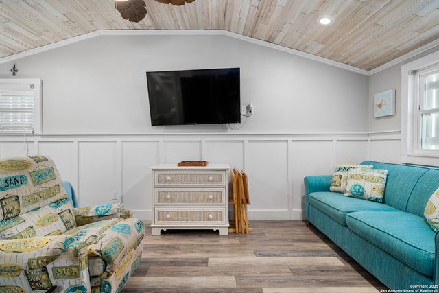 100 Brown, Port Aransas, TX 78373