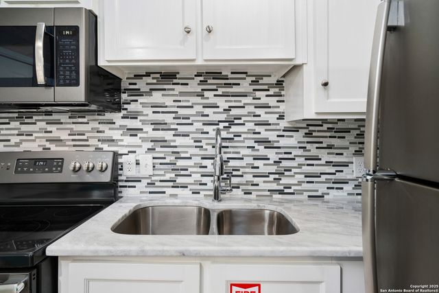100 Brown, Port Aransas, TX 78373