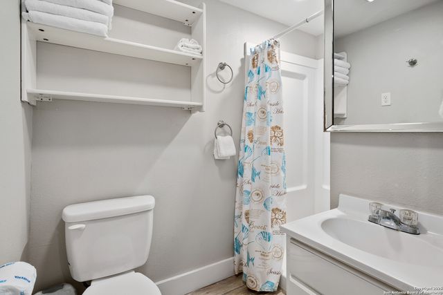 100 Brown, Port Aransas, TX 78373