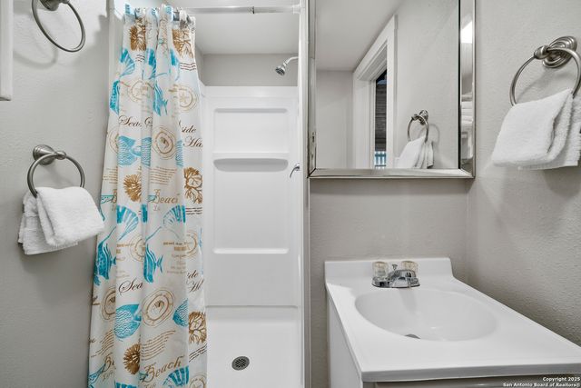 100 Brown, Port Aransas, TX 78373