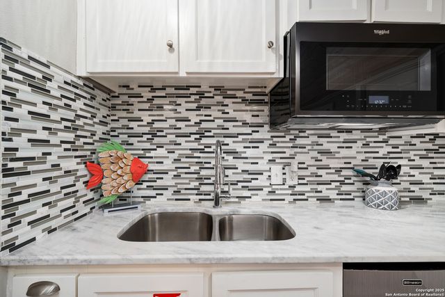 100 Brown, Port Aransas, TX 78373