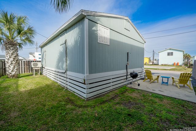 100 Brown, Port Aransas, TX 78373