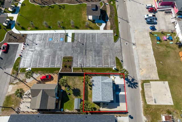 100 Brown, Port Aransas, TX 78373