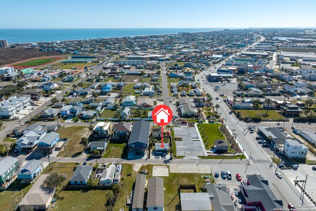100 Brown, Port Aransas, TX 78373