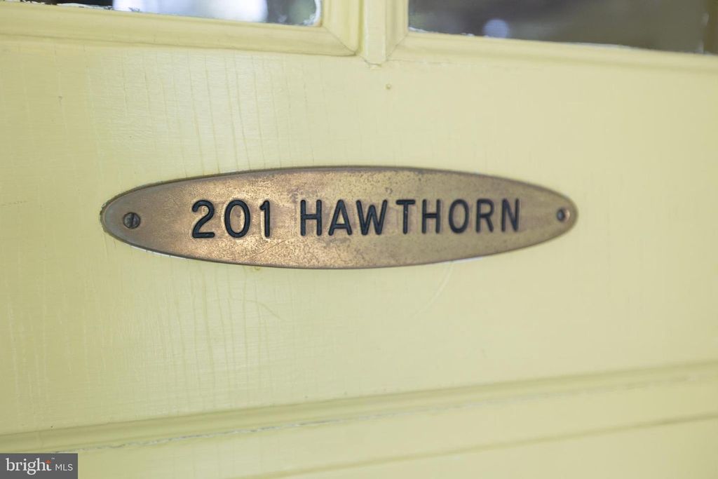 Image 43 of property listing at 201 HAWTHORNE RD, Baltimore, MD 21210