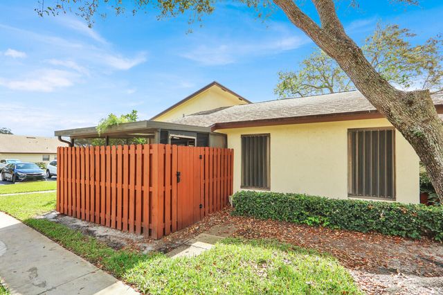 8091 SE Villa Circle, Hobe Sound, FL 33455