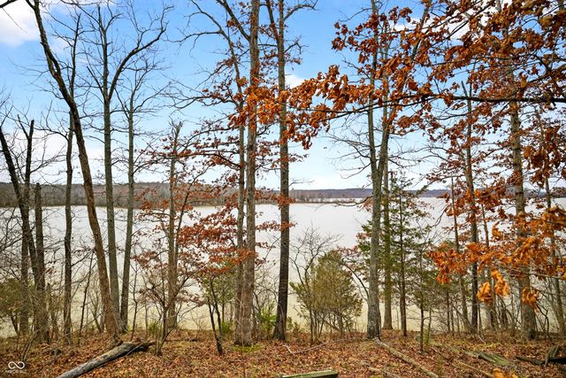 9009 Emerald Court, Nashville, IN 47448