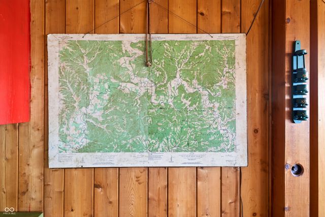 9009 Emerald Court, Nashville, IN 47448