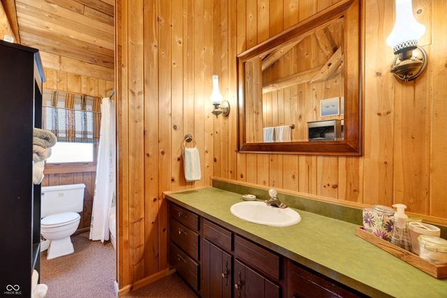 9009 Emerald Court, Nashville, IN 47448