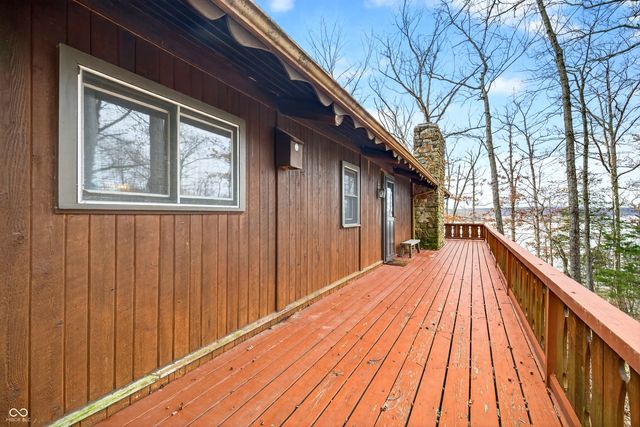 9009 Emerald Court, Nashville, IN 47448