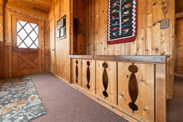 9009 Emerald Court, Nashville, IN 47448