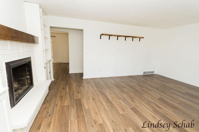 3243 Royal Oak Road, Roosevelt Park City, MI 49441