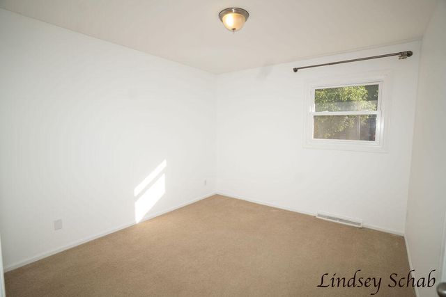 3243 Royal Oak Road, Roosevelt Park City, MI 49441