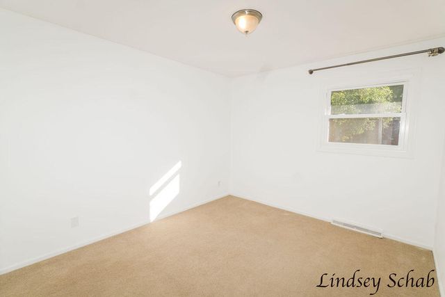3243 Royal Oak Road, Roosevelt Park City, MI 49441