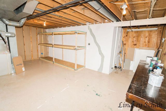 3243 Royal Oak Road, Roosevelt Park City, MI 49441