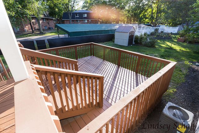 3243 Royal Oak Road, Roosevelt Park City, MI 49441