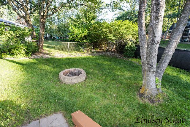 3243 Royal Oak Road, Roosevelt Park City, MI 49441