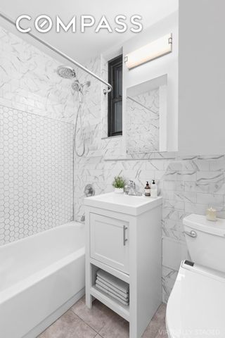 431 W 54th St Apt 1D, New York City, NY 10019