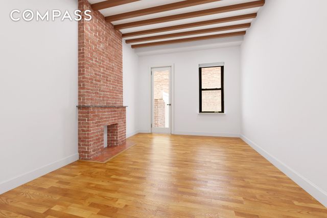 431 W 54th St Apt 1D, New York City, NY 10019