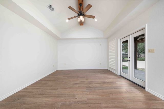 803 Thiel St, Orange Grove, TX 78372