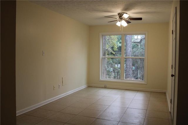 135 Omega Drive, Lawrenceville, GA 30044