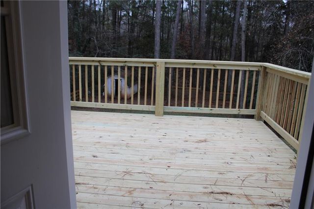 135 Omega Drive, Lawrenceville, GA 30044