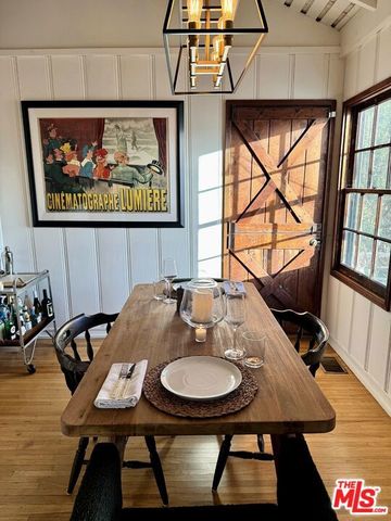 2828 Laurel Canyon Place, Los Angeles, CA 90046