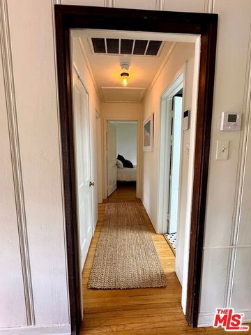 2828 Laurel Canyon Place, Los Angeles, CA 90046