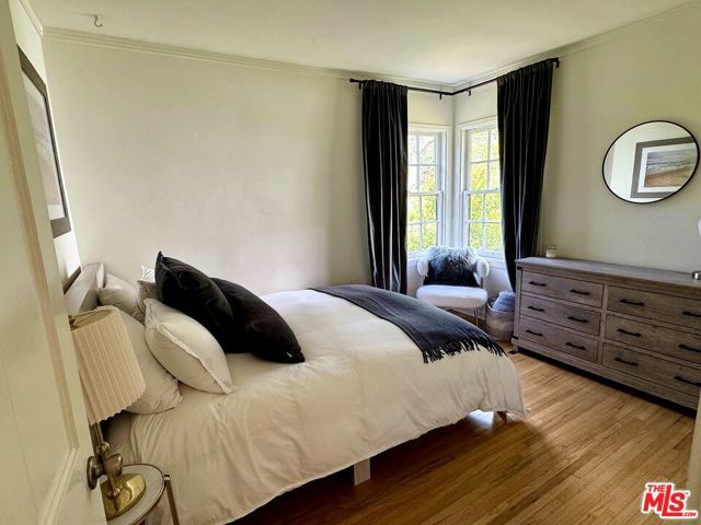 2828 Laurel Canyon Place, Los Angeles, CA 90046