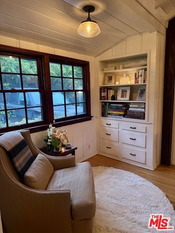 2828 Laurel Canyon Place, Los Angeles, CA 90046