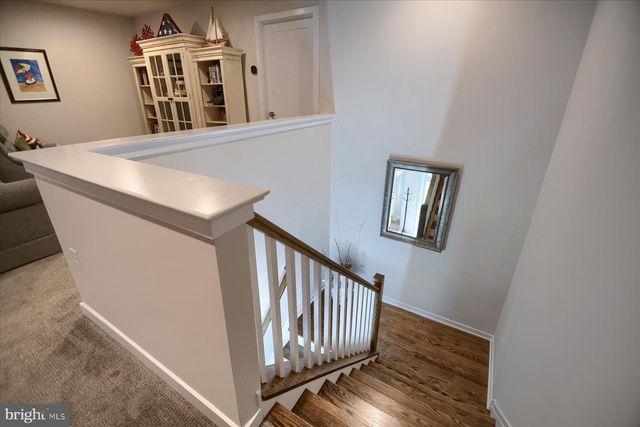 6963 MAPLE DR, Bath, PA 18014