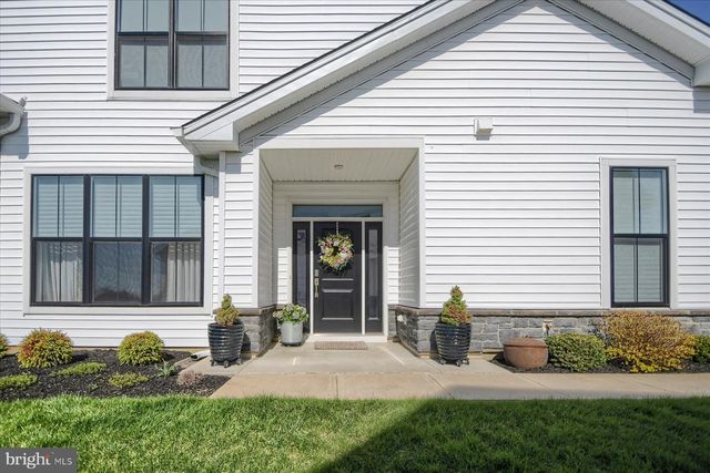 6963 MAPLE DR, Bath, PA 18014