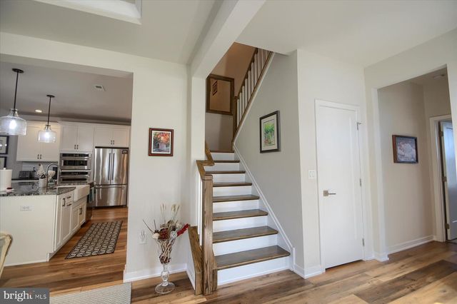 6963 MAPLE DR, Bath, PA 18014